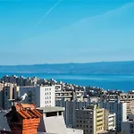 La Le With Big Terrace Apartment Split