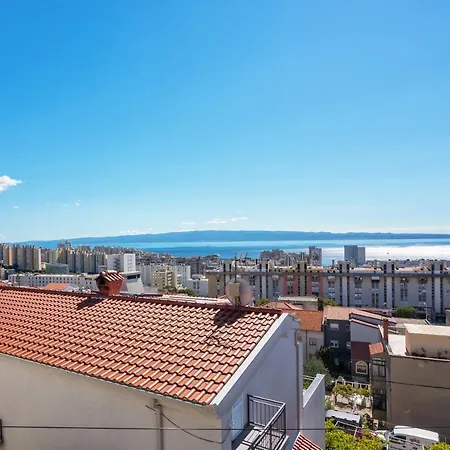 La Le With Big Terrace * Split