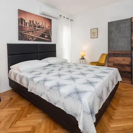 Apartamento La Le With Big Terrace