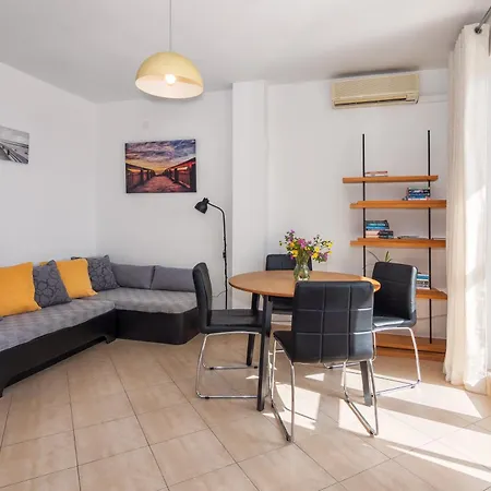 La Le With Big Terrace Apartment Split