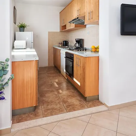 La Le With Big Terrace Apartment *